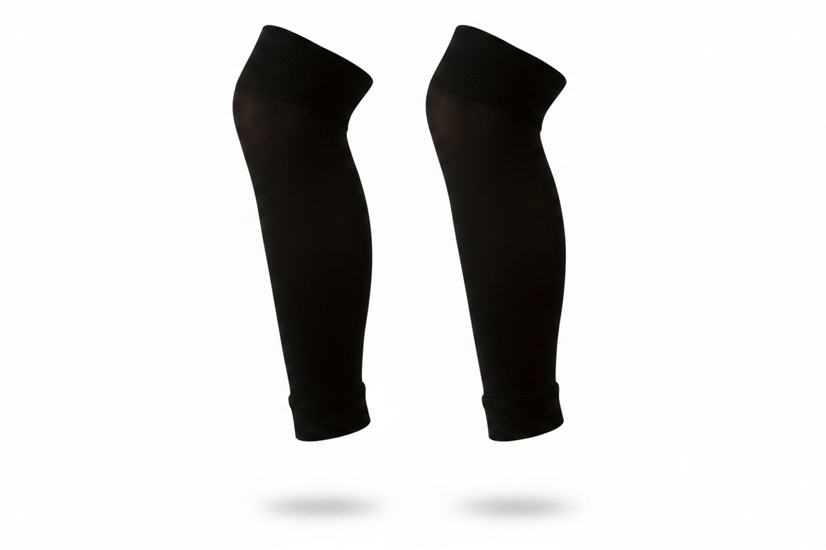 Kalcio Footless Socks in Black